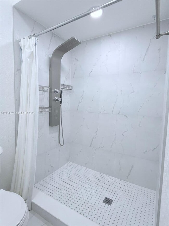 Foto del edificio - 5464 SW 164th Ct