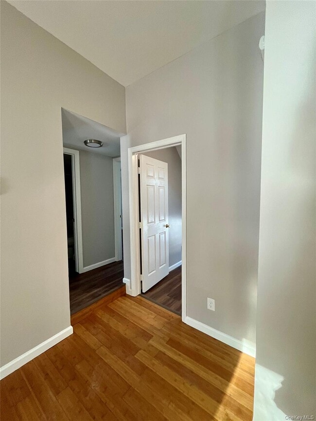 Building Photo - 56 Tilden Ln