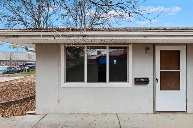 Foto del edificio - 1407 Ellis Ave