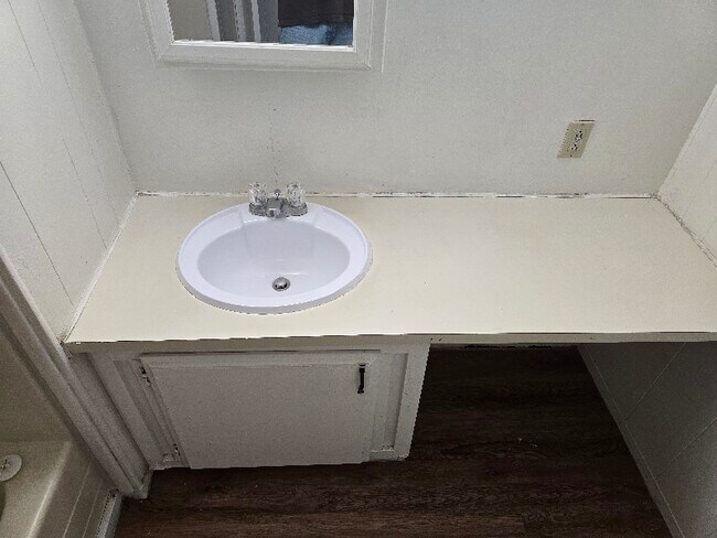 Foto del edificio - 2065 Atwater Blvd