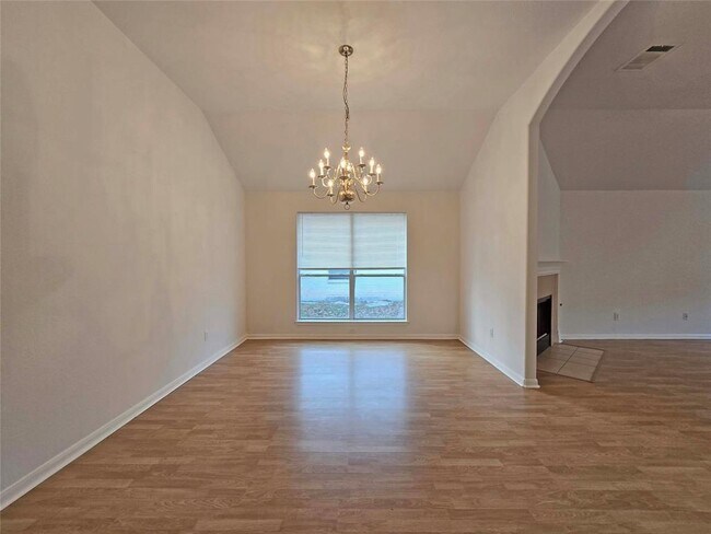 Foto del edificio - 1508 Cosmos Way