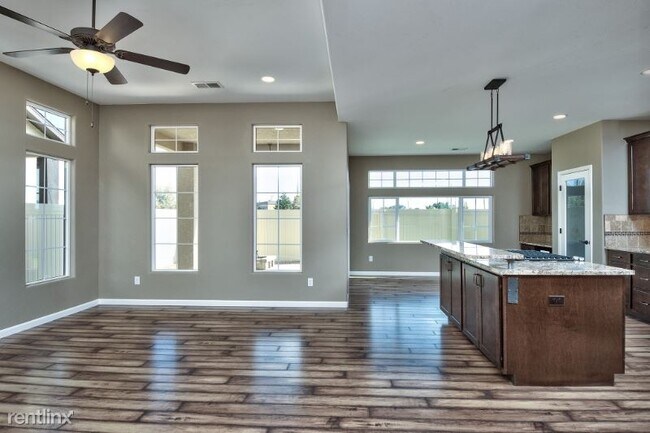 Building Photo - 4 br, 3 bath House - 2488 Apex Ave # C