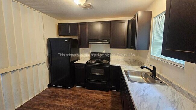 Foto del edificio - 5348 Westchase Ct