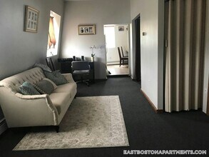 Building Photo - 75 Putnam St