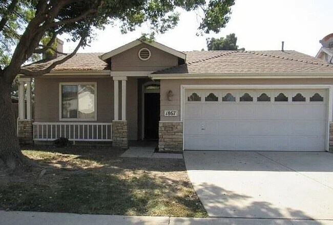 Building Photo - 1867 La Cell Ave