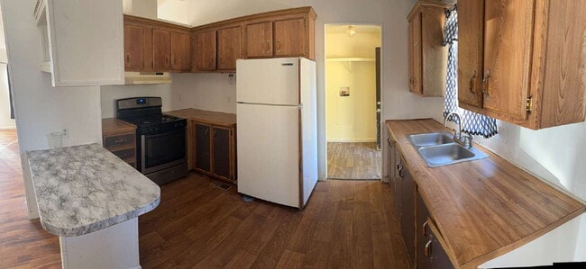 Building Photo - Spacious Mobile Home for Rent – NEW heatin...