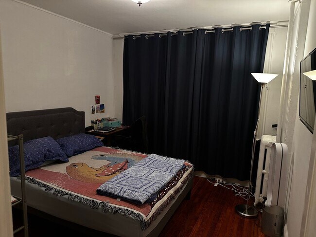 Foto del edificio - 1BR/1Bth unit. Great location, Laundry in building!