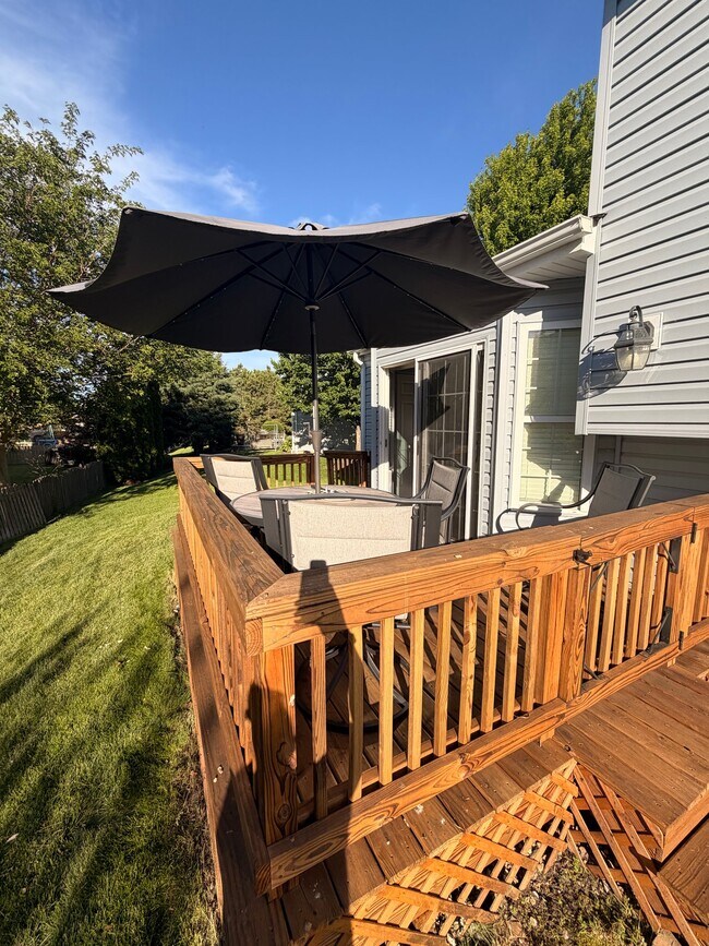 Foto del edificio - 7307 Ashbrook Ln
