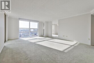 Building Photo - 131 Beecroft Rd