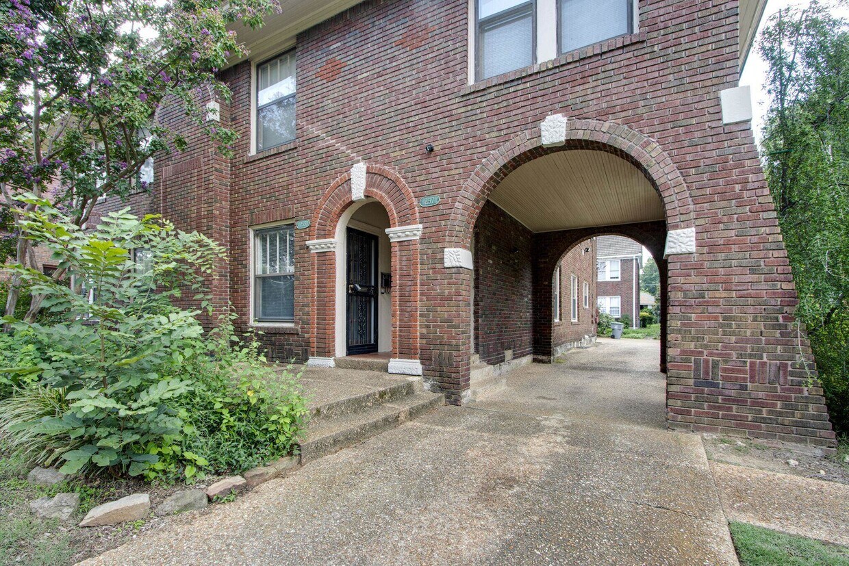 257 Hawthorne St, Memphis, TN 38112 Townhome Rentals in Memphis TN