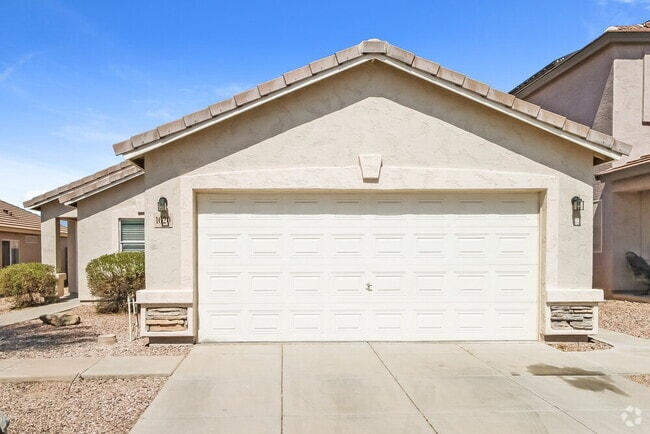 Building Photo - 1620 S 228th Ln