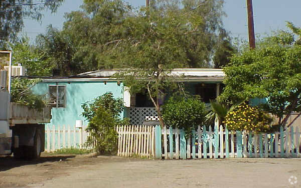 Foto del edificio - Cypress Inn  Mobile Home Park