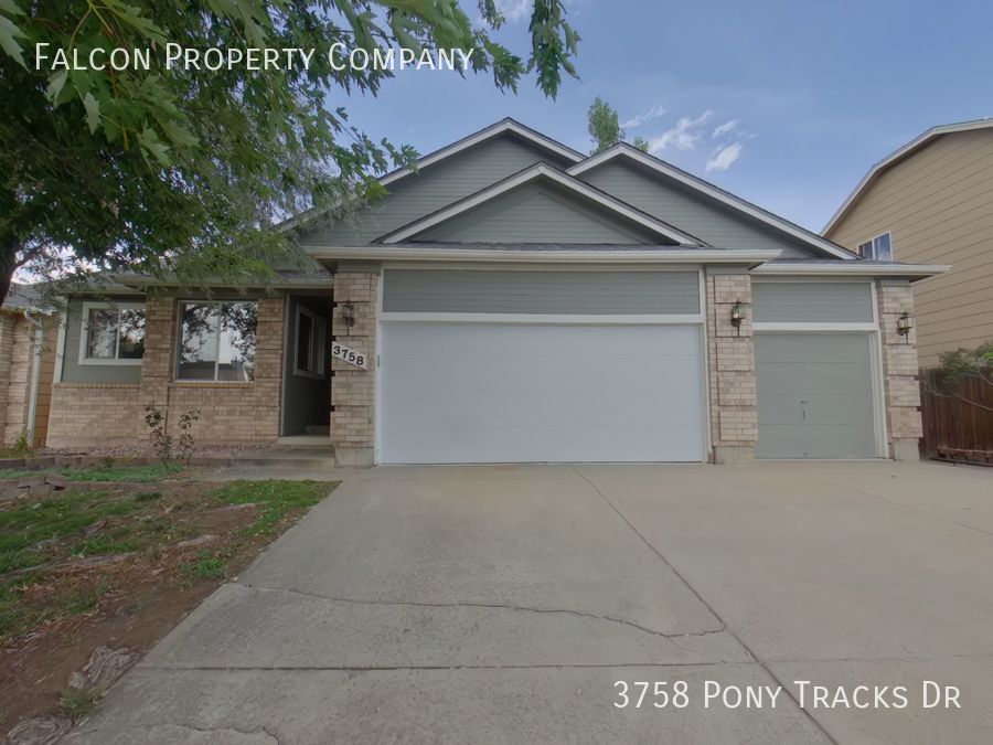 Primary Photo - Marvelous Rancher in Springs Ranch! - Leas...