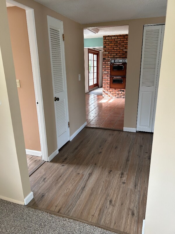 Foto del edificio - 2700 Carmel Dr