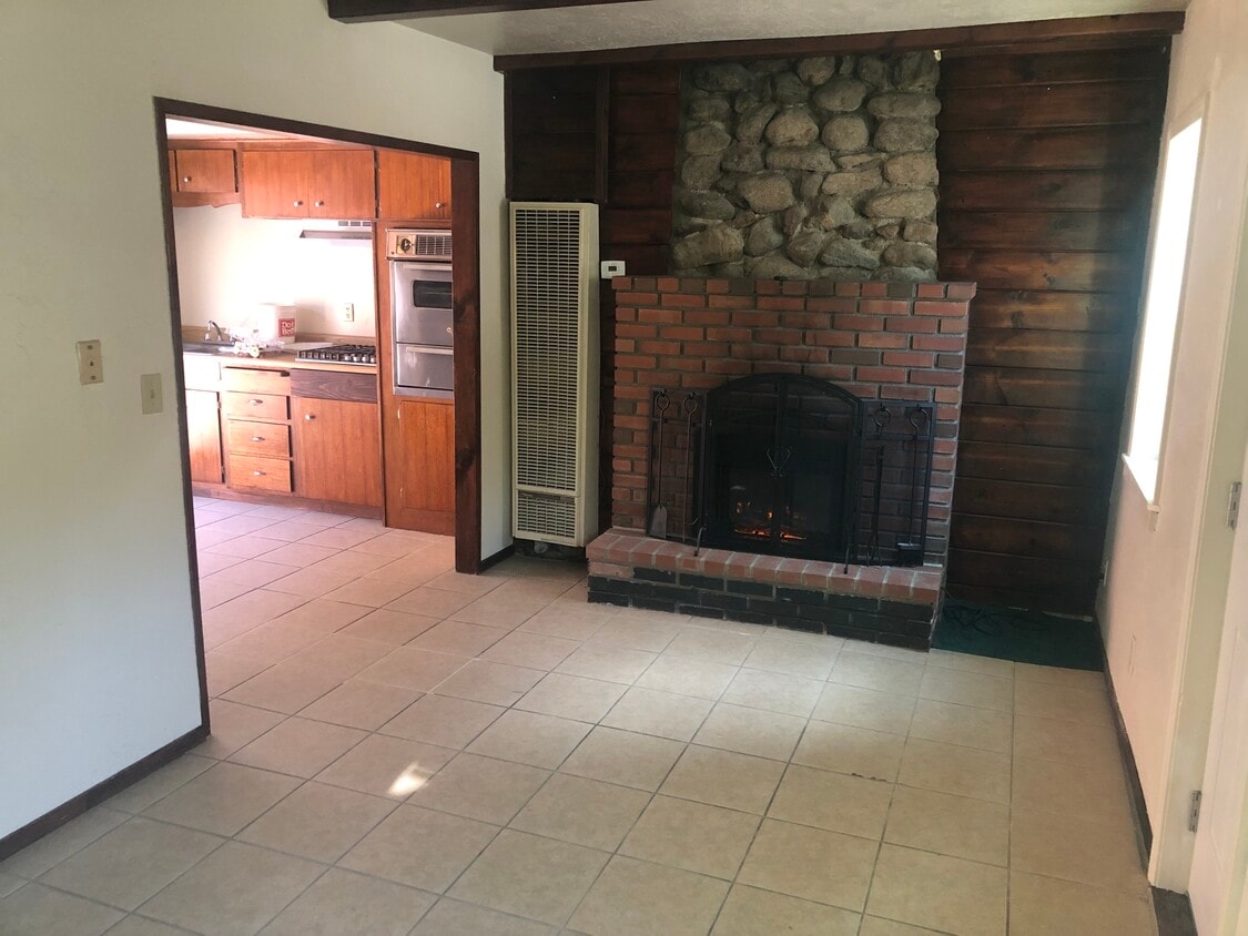 Building Photo - 23742 Pioneer Camp Rd