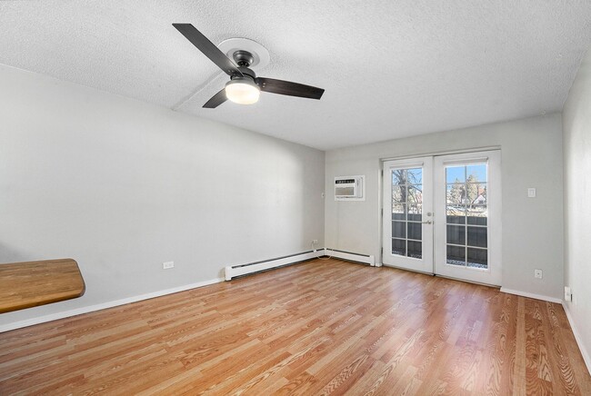 Building Photo - Beautifully Updated Condo In North Denver