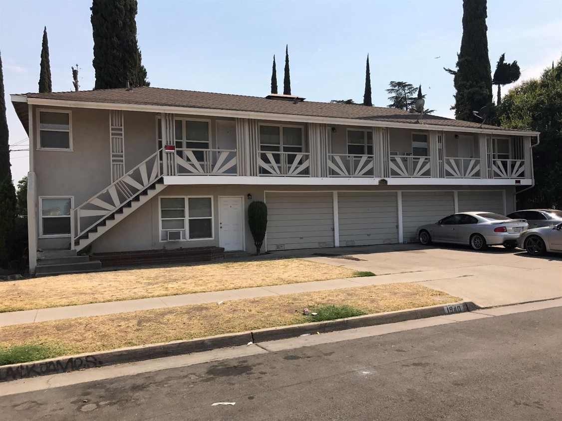 Foto principal - 1940 E Hunter Ave