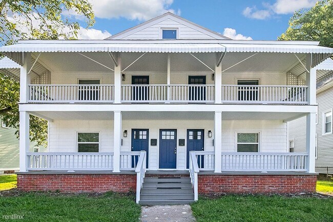 Foto del edificio - 2 br, 1 bath 4plex - 2610 Munson Street 2