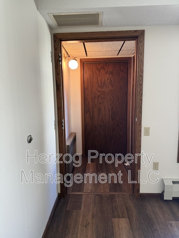 Foto del edificio - 1425 19th Ave SW