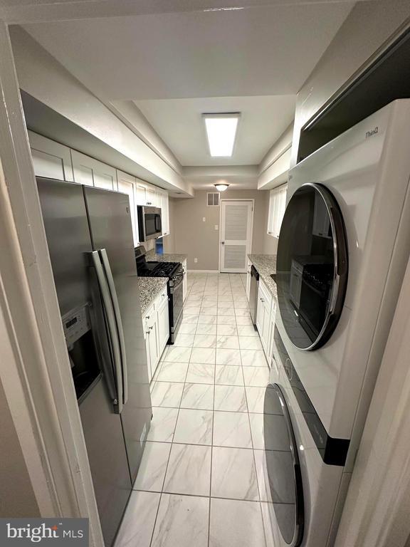 Foto del edificio - 10234 Prince Pl