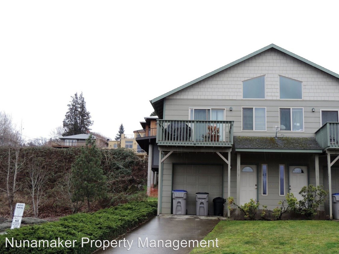 Primary Photo - 3 br, 2 bath House - 1013 Wasco Street