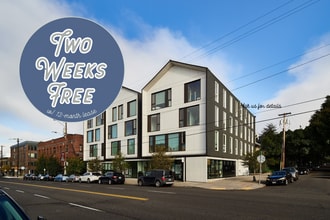 Building Photo - 1475 SE 15th Ave