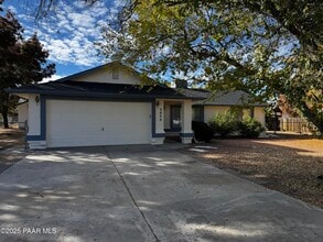 Building Photo - 3400 N Lynx Lake Dr