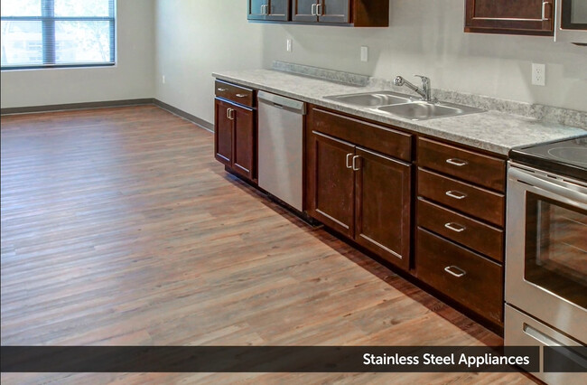 Stainless steel appliances - Intrada Saratoga Springs