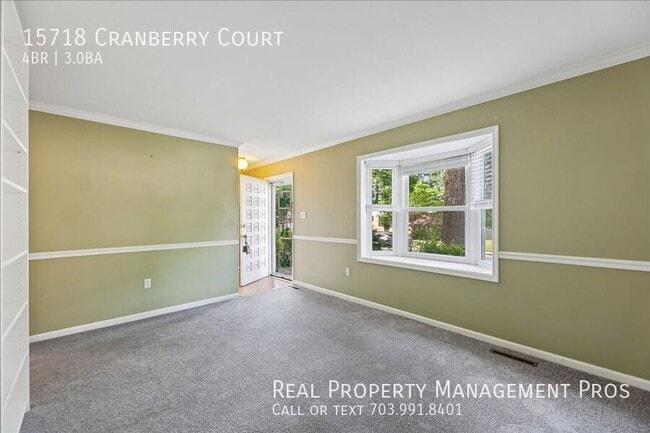 Photo - 15718 Cranberry Ct House