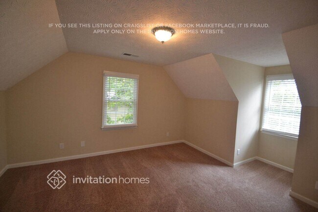 Foto del edificio - 3335 Revere Cir