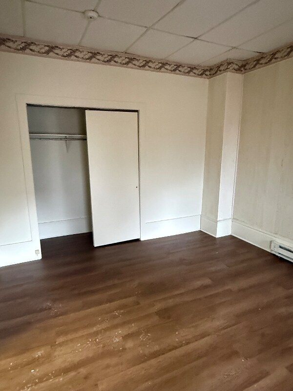 Foto del edificio - 12 E 3rd St