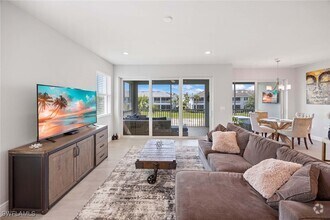 Building Photo - 2603 Seychelles Cir