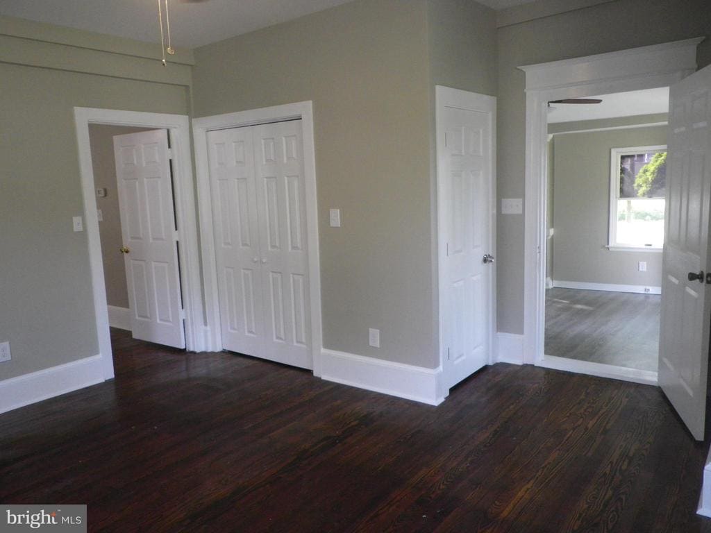 Primary Photo - 215 W Olive St