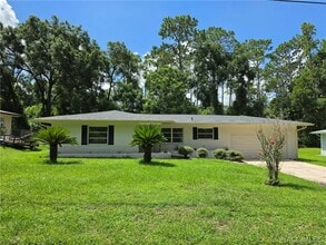 Building Photo - 6106 E Calico Ln