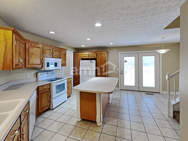 Foto del edificio - 305 Karlee Dr