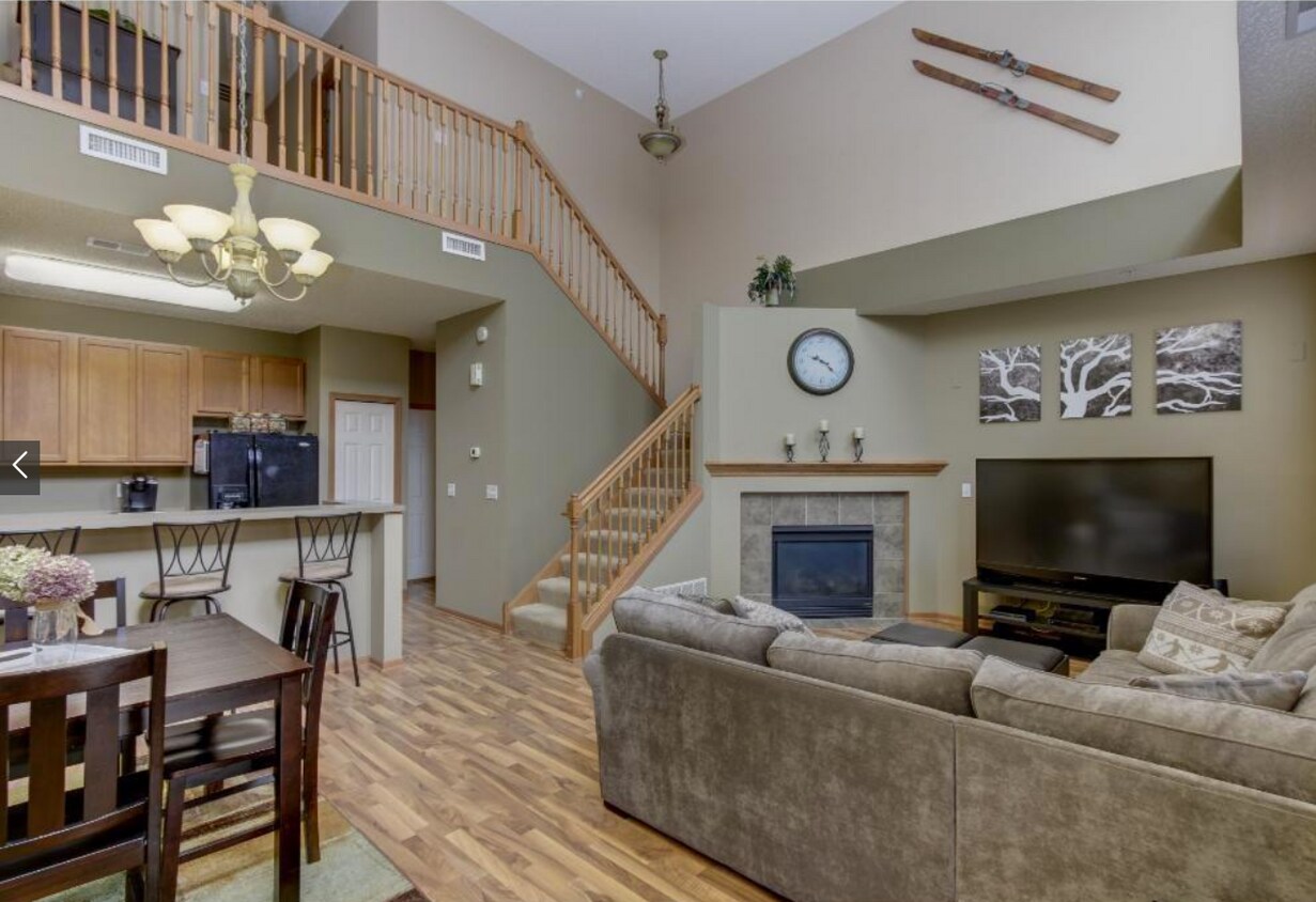 Primary Photo - 14653 Quartz Terrace NW