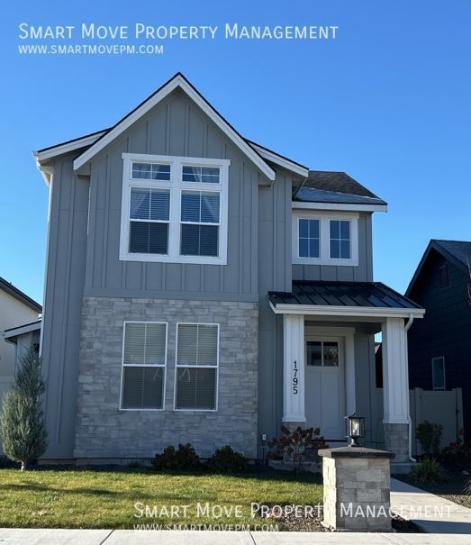 Primary Photo - 3 bed home in The Grove at Pine 43