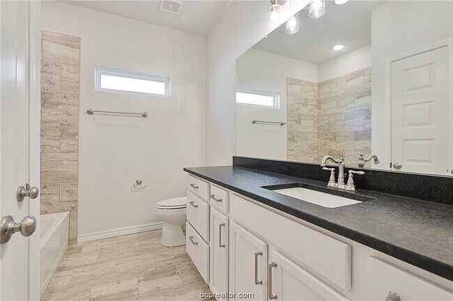 Foto del edificio - 3124 Tarleton Ct