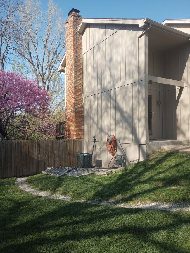 Foto del edificio - 6314 W 50th St