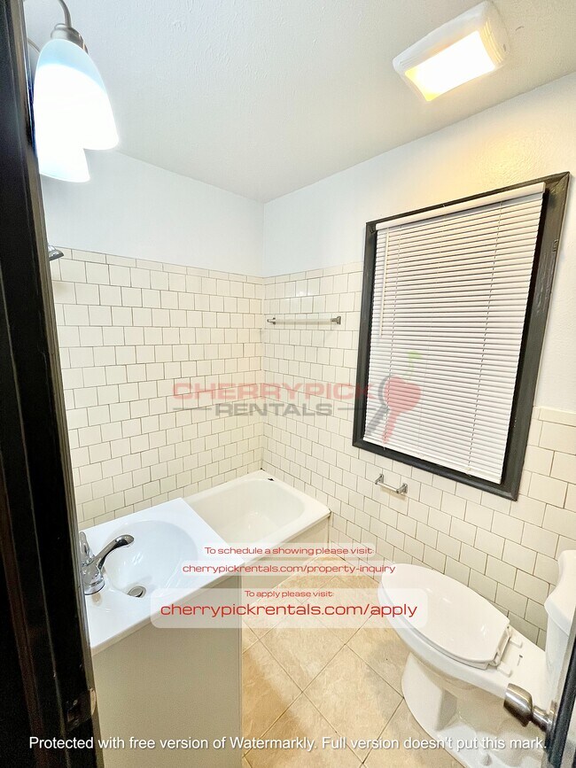 Foto del edificio - 4242 Pinkney St