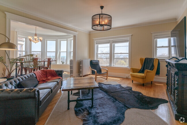 2 Bedroom Living Room - Windsor Court Apartments