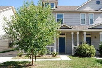 Building Photo - 16806 Mammoth Springs Dr
