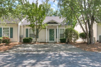 Building Photo - 2305 Lions Gate Dr