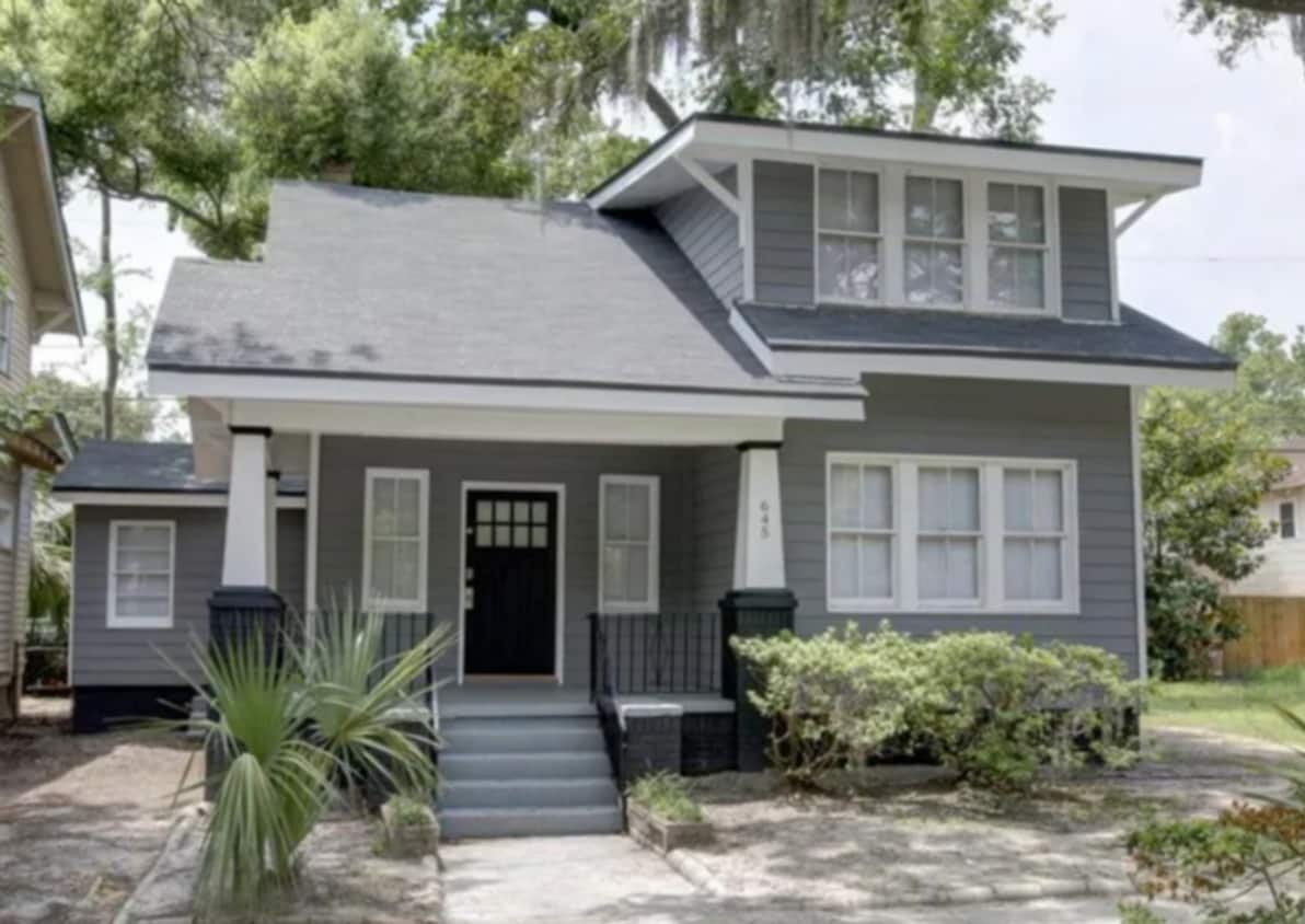 Foto principal - Large 4BR/2BA Downtown House Walking Dista...