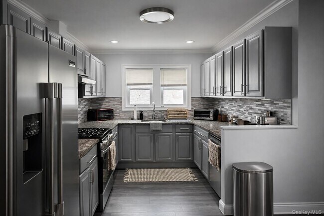 Foto del edificio - 118 Forest Ave