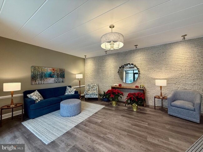 Foto del edificio - 2300 Riddle Ave