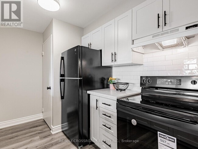 Building Photo - 4205-4205 Shipp Dr