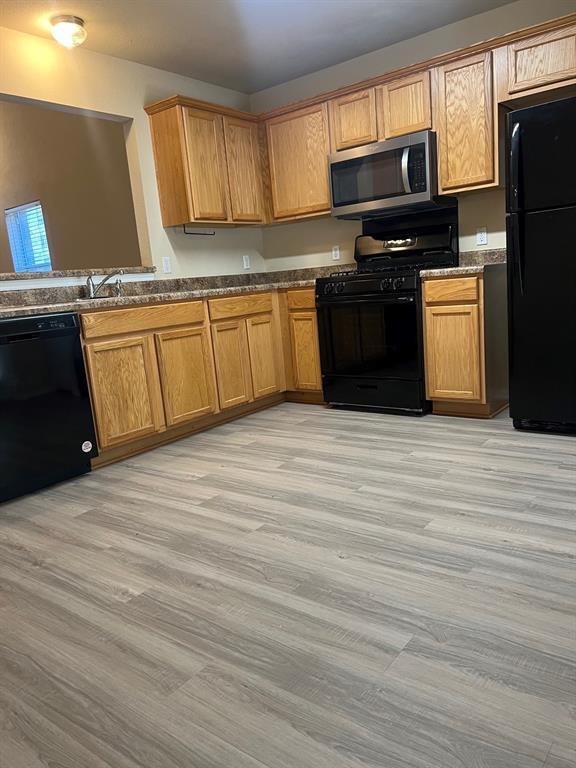 Foto del edificio - 11402 Bruce Jenner Ln