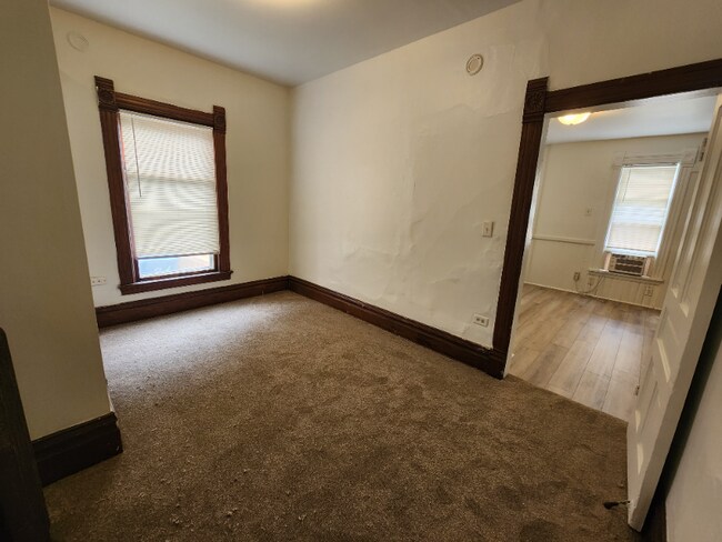 Foto del edificio - 1575 Coit Ave NE