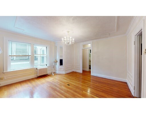 Building Photo - 128 Chestnut St